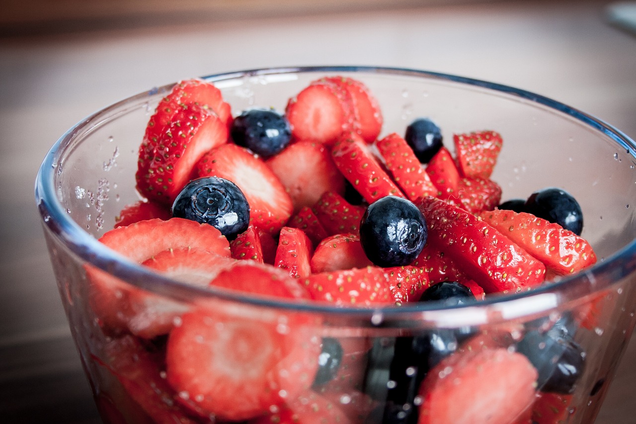 strawberries, berry, key-1446443.jpg